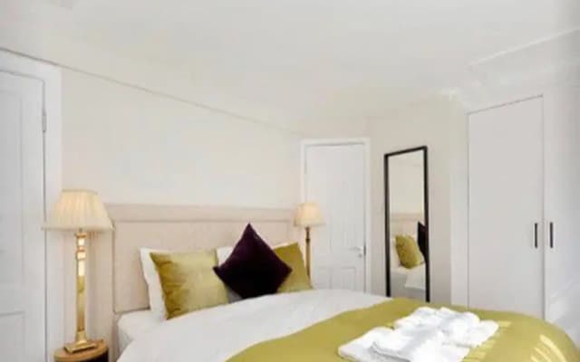 Stunning 3 Bed Townhouse In Belgravia