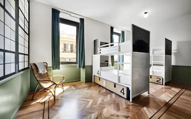 Hostel Generator Rome