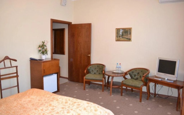 Zolotoy Ruchej hotel