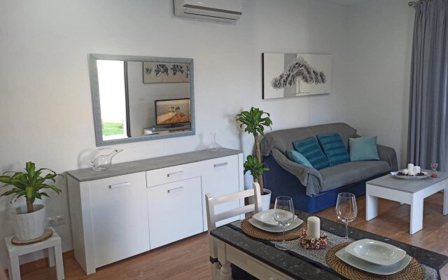 A Estrenar Preciosa Suite-Céntrico-Con Jardín y Porche