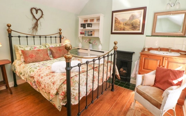 Clematis Cottage