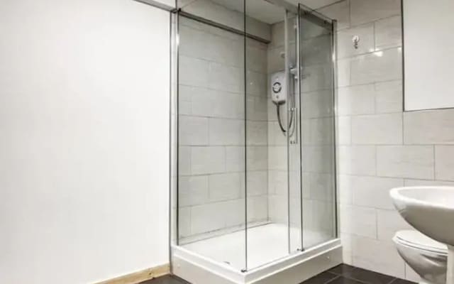 2 Bed, Luxury Apt4 Throstles