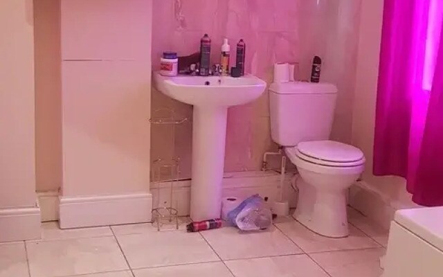 Ecclesall Road Apartment