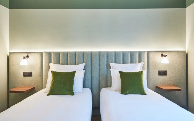 Hotel 10 Opera by HappyCulture