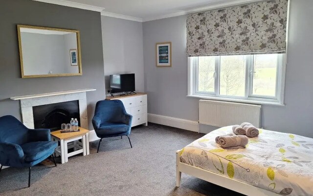 Room-spacious Double Room With Lovely Vi