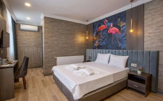 La Vie Suit Hotel