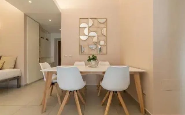 Gemelli Peaceful Apartment
