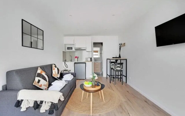 Charming Studio 2P- Next Paris