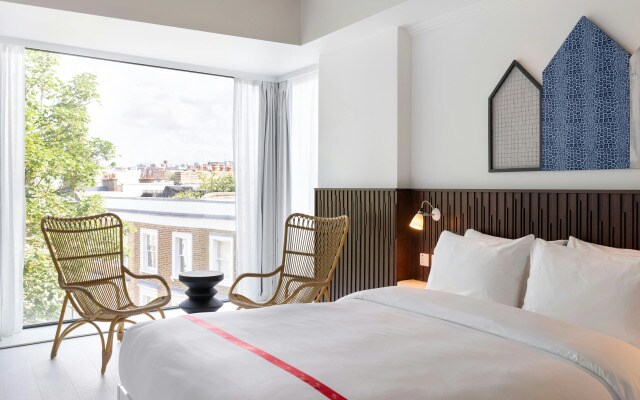 Ruby Zoe Hotel London by IHG