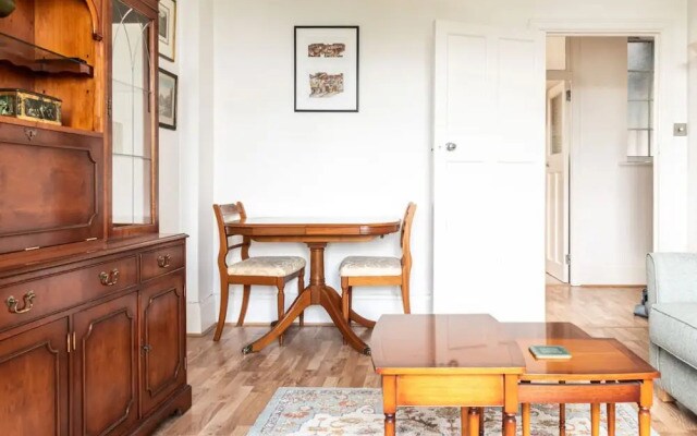 Chestnut Blossom 1 Bedroom in Kensington