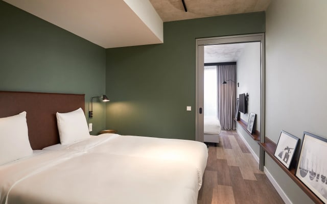 Corendon Urban Amsterdam Schiphol Airport Hotel