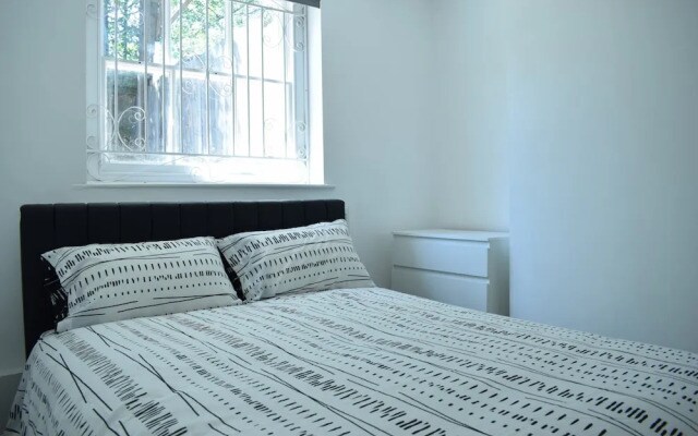 Beautiful 3 Bedroom Flat in Peckham