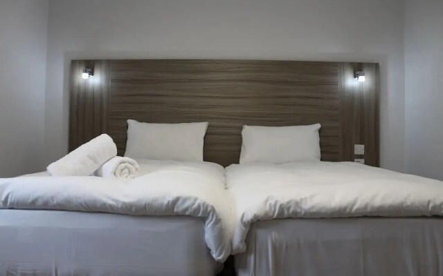 Sky Nights Hotel