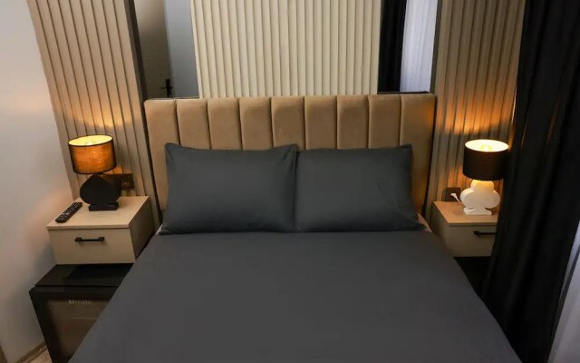 World Yours Luxury Suite