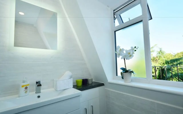 Two Bedroom Flat-Heart of London