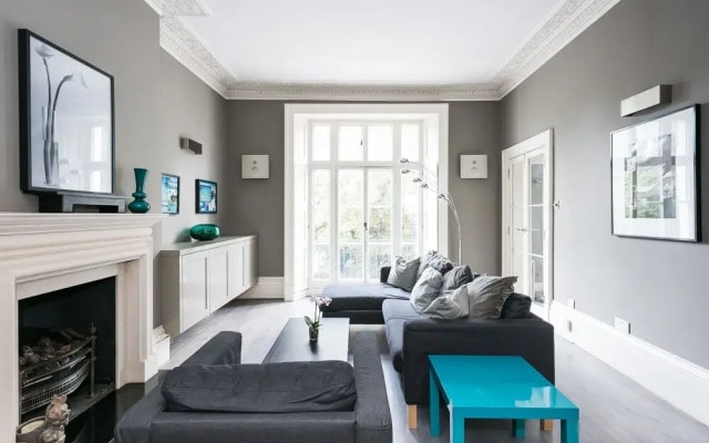 Spacious Period Property Next To Westfield