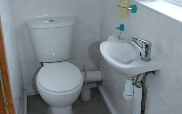 Ideal Lodgings in Bury - Whitefield