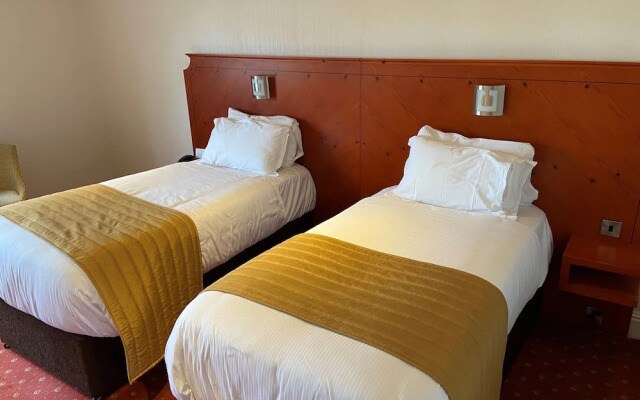 Loftsome Bridge Hotel