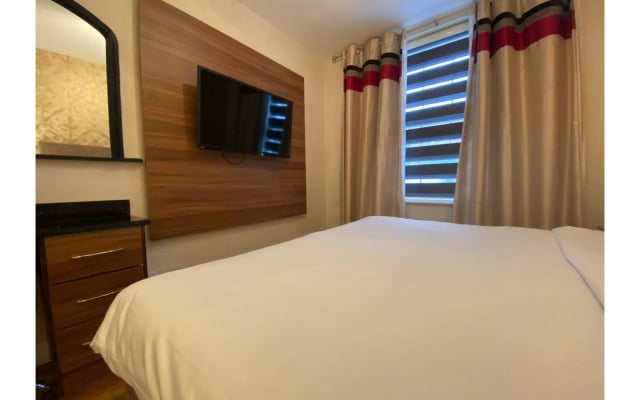 Baylis House Hotel - Heathrow