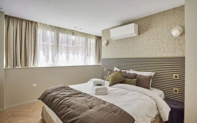 Spacious AC Flat Luxembourg St Germain des Pres