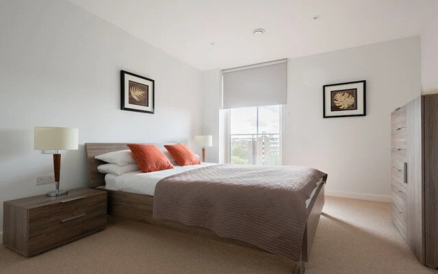 2 bed 2 Bath Greenwich Apart. - London