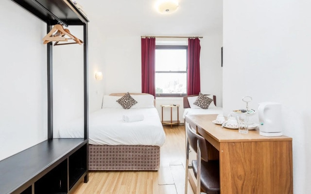 Russell Square Hotel