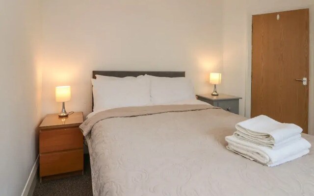 Flat 8