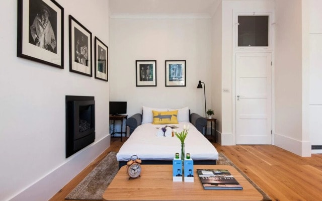 The Stunning Philbeach Garden Apartment