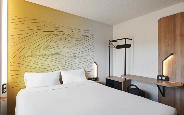 B&B HOTEL Rosny-sous-Bois Paris Est
