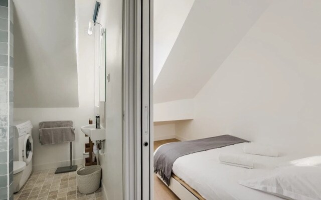 Beautiful Apartment Notre-dame de Paris