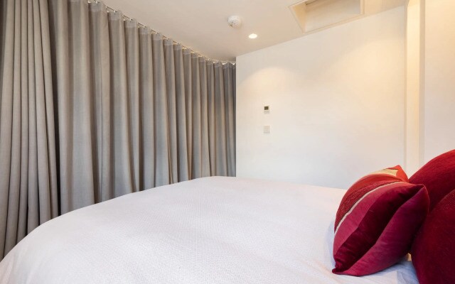 Contemporary One Bedroom Apartment - Borough