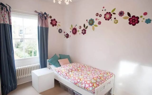 Veeve  Herrick Road House