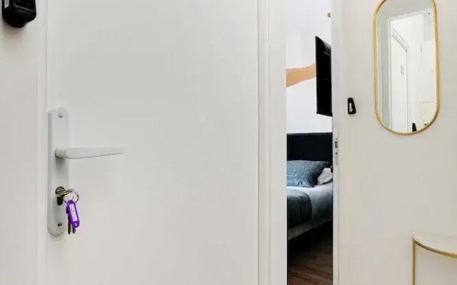 Cosy Cocoon for 2P With A/C - Near Montmartre