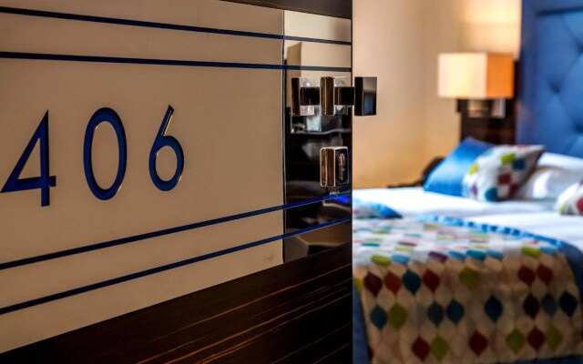 Gioberti Art Hotel