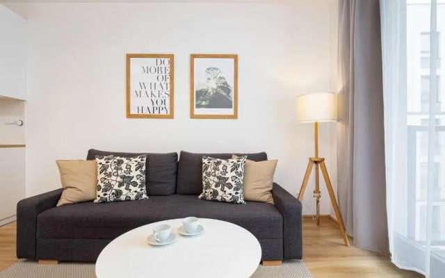 Apartments Varsovia Kasprzaka by Renters