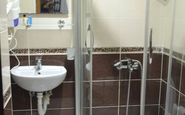 Merot Suites