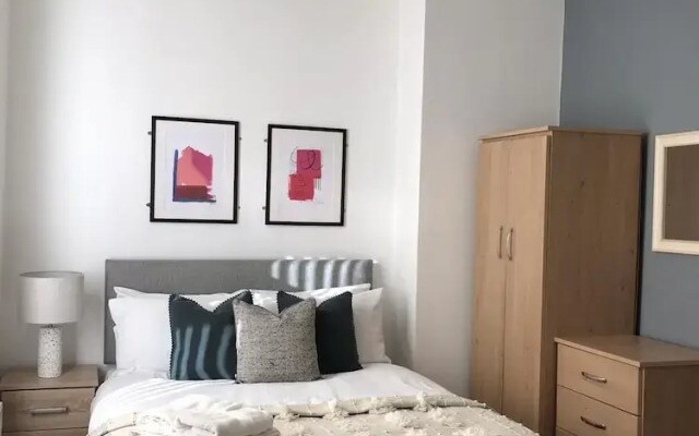 Smithdown Suites