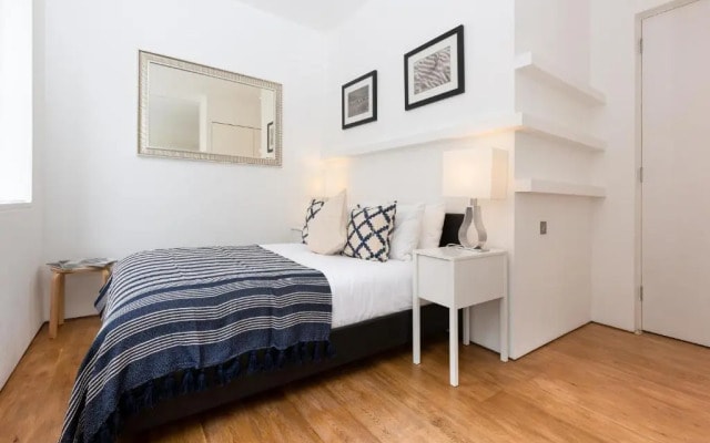 Oxford Circus Designer Apartment
