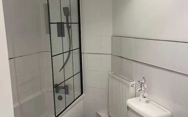 Spacious Comfortable Central Derby 2-bed Apartment
