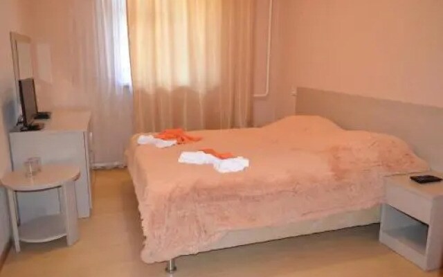 Ozet Guest House