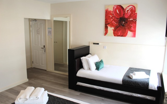 27 Paddington Hotel