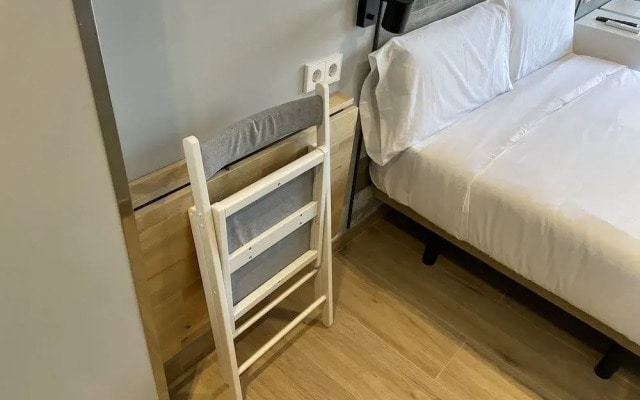Hey Rooms