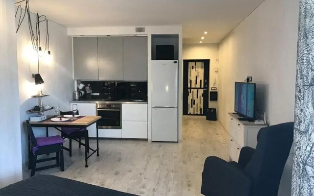 Black & White Apartment near Akropolis