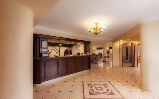 Deniz Otel