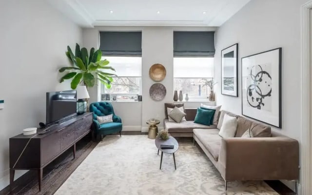 Modern 2 Bed, 2 Bath Apartment in Paddington