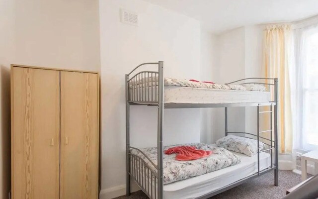 Casa Mirian London