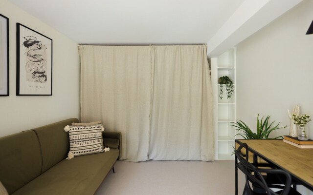 St Gabriel's Loft Apartment