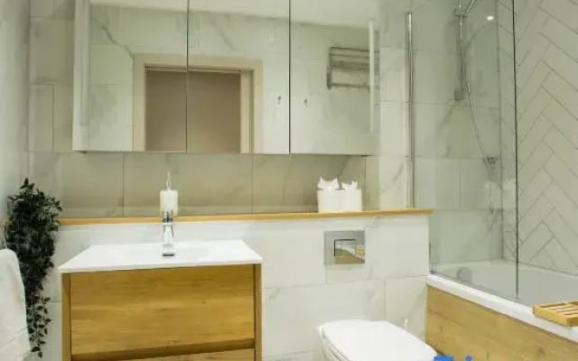 Spacious 3-Bed Retreat | Modern & Super Central