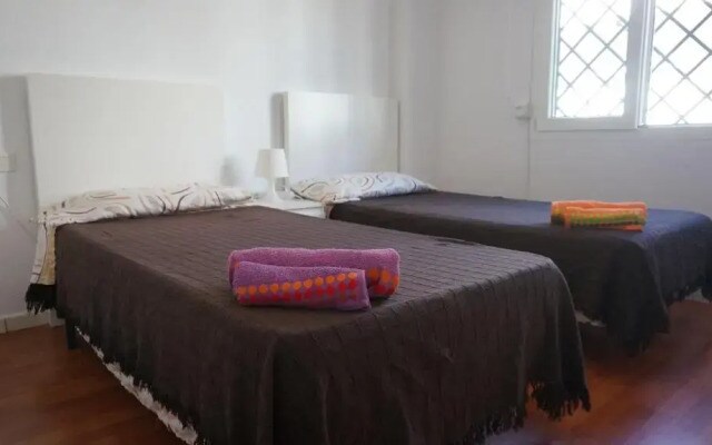Alamos Holidays