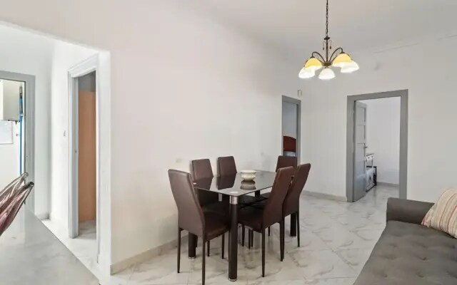 Cozy Holiday Home in Málaga near Beach